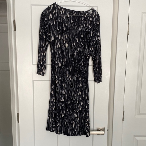 Talbots Gray, Black and White Long Sleeve Knit Dress, size Lp. EUC - Picture 3 of 6
